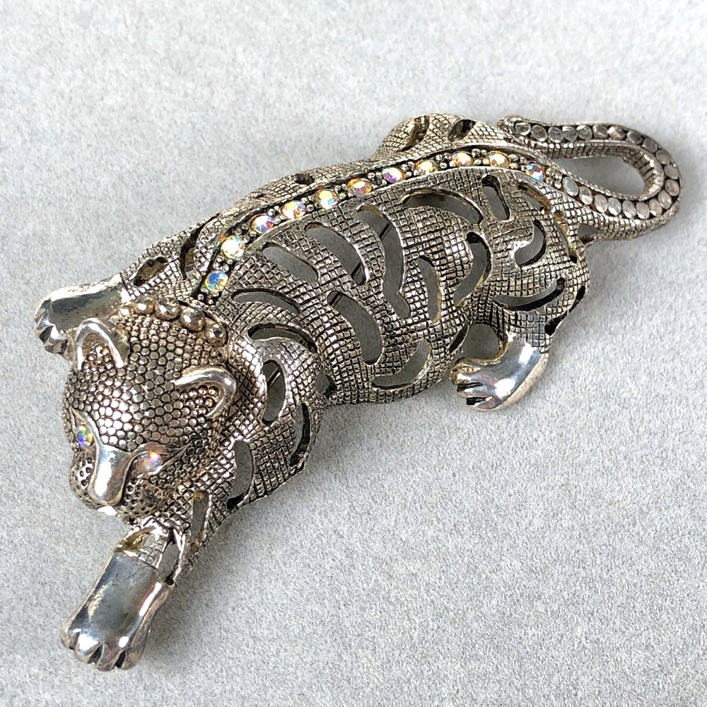 Vintage Tiger Brooch AB Rhinestone Silver Tone‎ Cutout Stripes 3-D Metal Big Cat